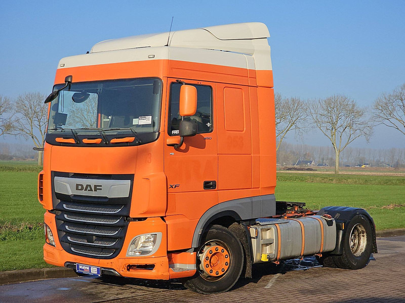 DAF XF 450 - Tegljač: slika 2 DAF XF 450 - Tegljač: slika 2
