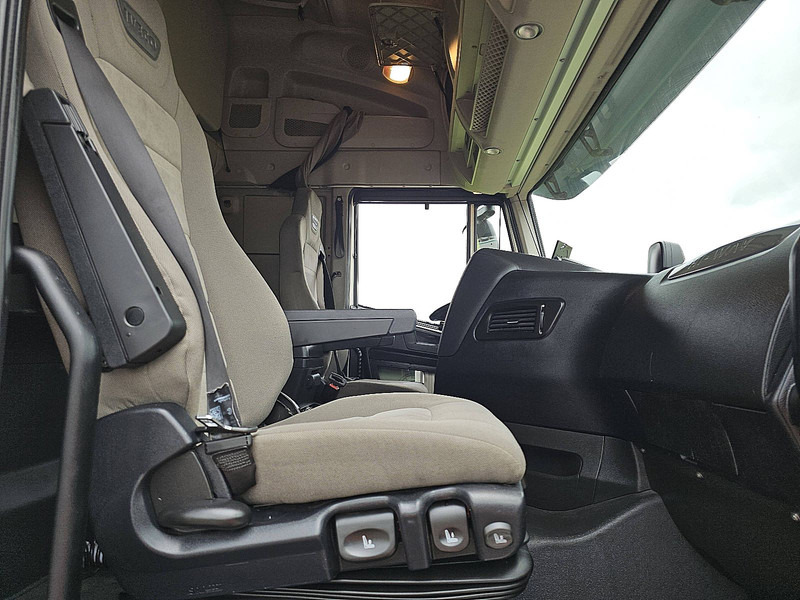 Tegljač Iveco AS440S40 STRALIS LNG: slika 7