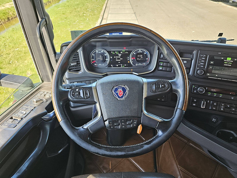 Interior photo 2: Tegljač Scania R450 6X2*4NB RET. LEATHER