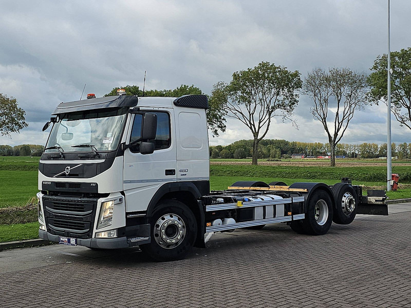 Volvo FM 420 retarder, 6x2*4 - Kamion sa golom šasijom i zatvorenom kabinom: slika 2 Volvo FM 420 retarder, 6x2*4 - Kamion sa golom šasijom i zatvorenom kabinom: slika 2