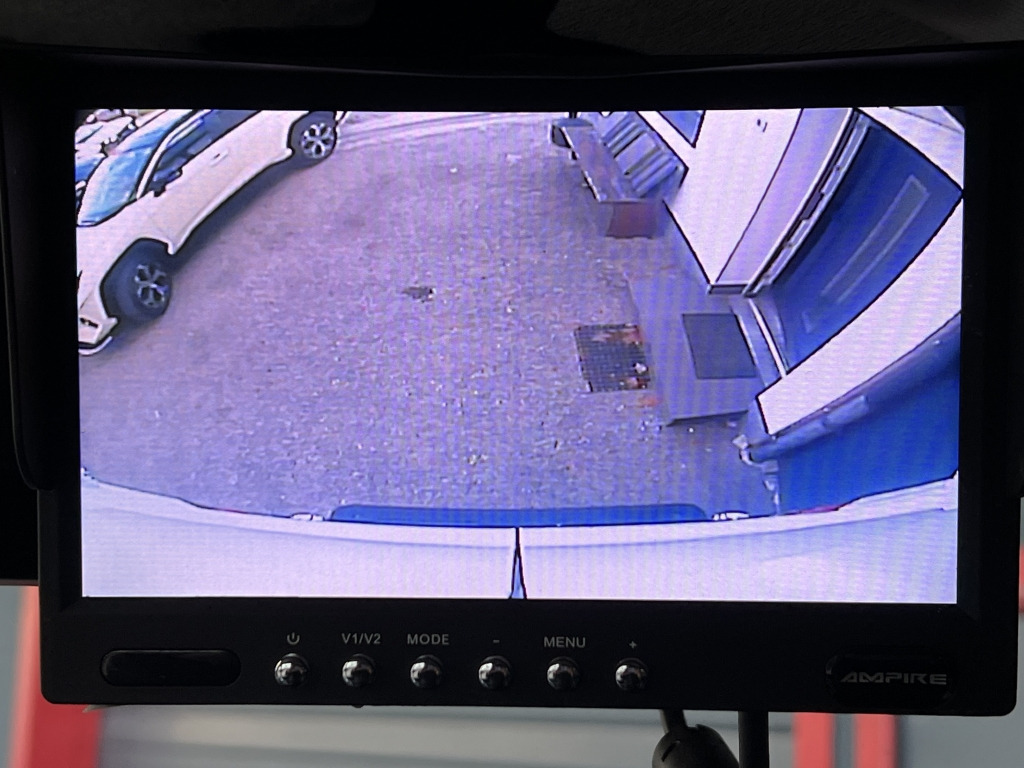 Iveco Daily 35S16 Hi-Matic 8G MAXI Klimaautom. Kamera - Furgon: slika 2 Iveco Daily 35S16 Hi-Matic 8G MAXI Klimaautom. Kamera - Furgon: slika 2