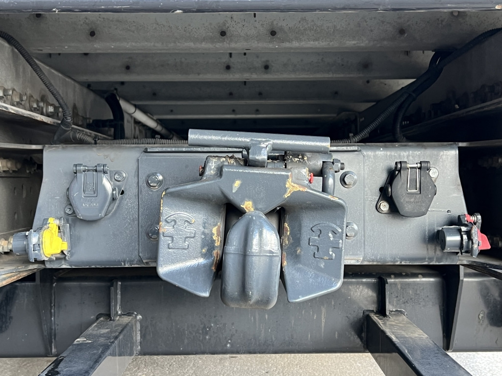 Iveco EuroCargo ML120E25 Klima 7,2m Koff+LBW Orig27tkm - Kamion sa zatvorenim sandukom: slika 5 Iveco EuroCargo ML120E25 Klima 7,2m Koff+LBW Orig27tkm - Kamion sa zatvorenim sandukom: slika 5