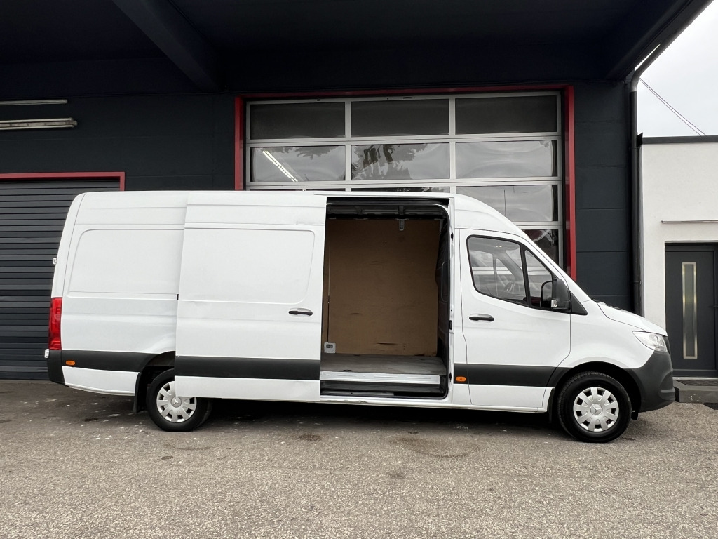 Mercedes-Benz Sprinter 315 CDI Klima Tempomat 3-Sitze 77.000km - Furgon: slika 3 Mercedes-Benz Sprinter 315 CDI Klima Tempomat 3-Sitze 77.000km - Furgon: slika 3