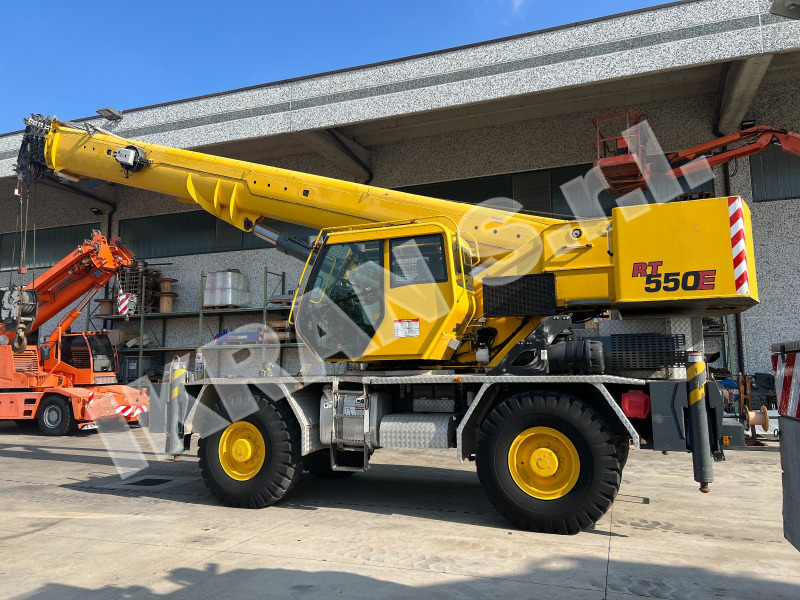 Grove RT550E - Autokran za teške terene: slika 1 Grove RT550E - Autokran za teške terene: slika 1