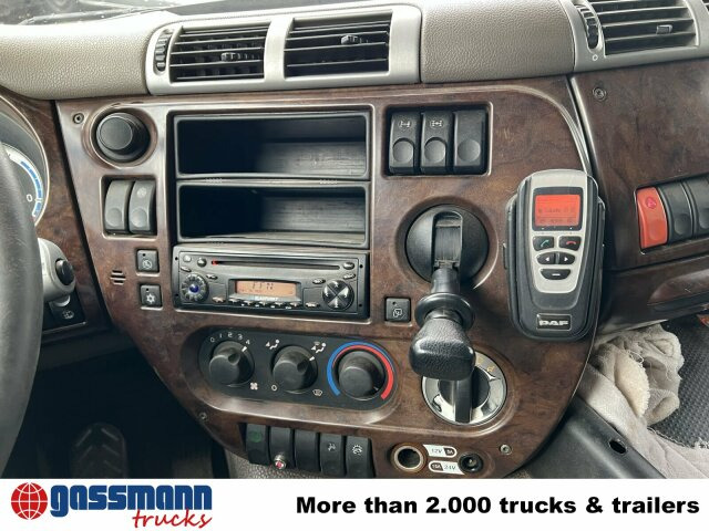 DAF AT 85.460 6x4, Abrollkipper Palfinger T20 - Kamion sa hidrauličnom kukom, Kamion sa dizalicom: slika 2 DAF AT 85.460 6x4, Abrollkipper Palfinger T20 - Kamion sa hidrauličnom kukom, Kamion sa dizalicom: slika 2