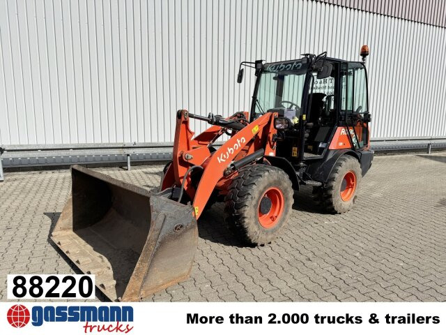 Kubota R090 4x4, Palettengabel, ca. 838 Betr.-Std. - Građevinska mašina: slika 1 Kubota R090 4x4, Palettengabel, ca. 838 Betr.-Std. - Građevinska mašina: slika 1