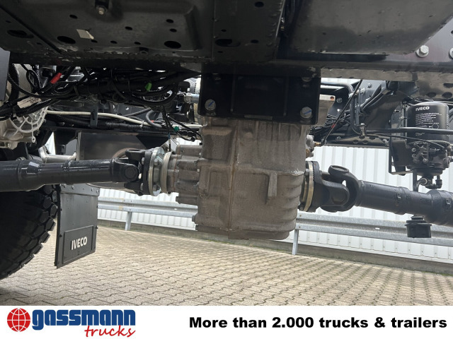 Iveco EuroCargo ML150E24 WS 4x4, Euro3, mehrfach - Kamion sa golom šasijom i zatvorenom kabinom: slika 2 Iveco EuroCargo ML150E24 WS 4x4, Euro3, mehrfach - Kamion sa golom šasijom i zatvorenom kabinom: slika 2