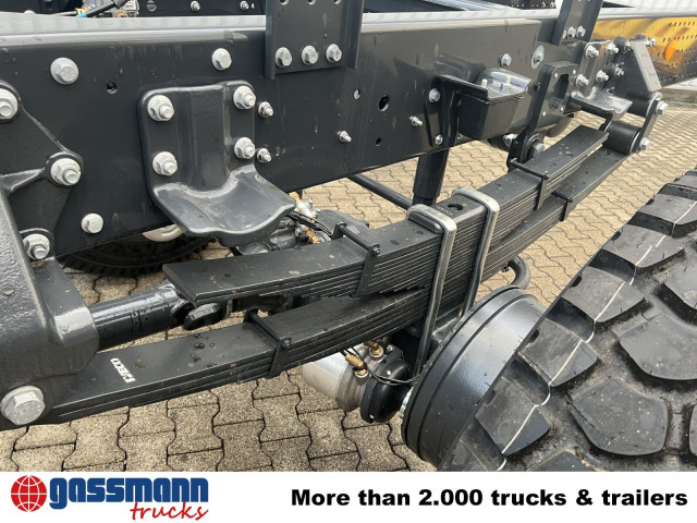 Iveco EuroCargo ML150E24 WS 4x4, Euro3, mehrfach - Kamion sa golom šasijom i zatvorenom kabinom: slika 4 Iveco EuroCargo ML150E24 WS 4x4, Euro3, mehrfach - Kamion sa golom šasijom i zatvorenom kabinom: slika 4