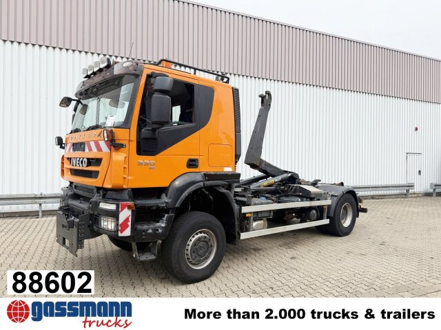 Iveco Trakker AT190T33W/P 4x4, Winterdienstausstattung - Kamion sa hidrauličnom kukom: slika 1 Iveco Trakker AT190T33W/P 4x4, Winterdienstausstattung - Kamion sa hidrauličnom kukom: slika 1