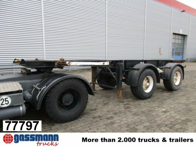 Kässbohrer SC 24-36 - Poluprikolica za prevoz kontejnera/ Poluprikolica sa promenjivim sandukom: slika 1 Kässbohrer SC 24-36 - Poluprikolica za prevoz kontejnera/ Poluprikolica sa promenjivim sandukom: slika 1