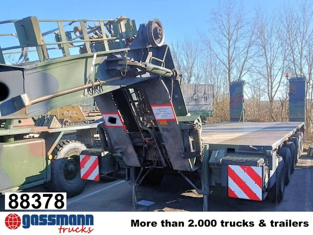 Kässbohrer SLT 56 t, Elefant (Franziska) EX BW - Niska poluprikolica za prevoz: slika 1 Kässbohrer SLT 56 t, Elefant (Franziska) EX BW - Niska poluprikolica za prevoz: slika 1