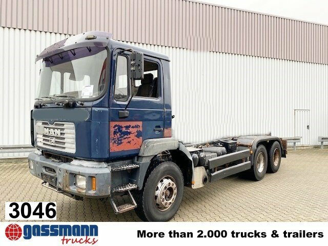 MAN T40 26.364/414 6x4, 6-Zylinder - Kamion sa golom šasijom i zatvorenom kabinom: slika 1 MAN T40 26.364/414 6x4, 6-Zylinder - Kamion sa golom šasijom i zatvorenom kabinom: slika 1