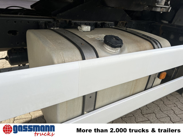 MAN TGA 18.350 4x2 LL, Fahrschulausstattung - Kamion sa zatvorenim sandukom: slika 2 MAN TGA 18.350 4x2 LL, Fahrschulausstattung - Kamion sa zatvorenim sandukom: slika 2