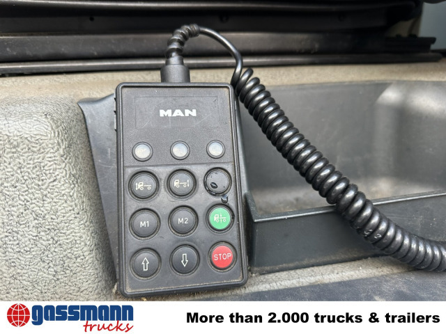 MAN TGA 18.350 4x2 LL, Fahrschulausstattung - Kamion sa zatvorenim sandukom: slika 5 MAN TGA 18.350 4x2 LL, Fahrschulausstattung - Kamion sa zatvorenim sandukom: slika 5