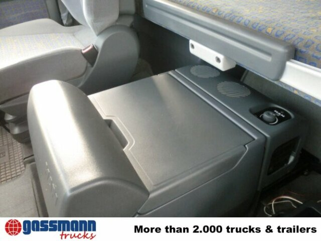 MAN TGA 18.360 4x2 - Kamion sa golom šasijom i zatvorenom kabinom: slika 4 MAN TGA 18.360 4x2 - Kamion sa golom šasijom i zatvorenom kabinom: slika 4