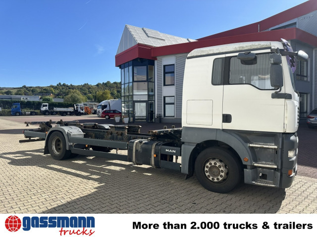 Kamion za prevoz kontejnera/ Kamion sa promenjivim sandukom MAN TGA 18.360 LL 4x2, Fahrschule: slika 9 Kamion za prevoz kontejnera/ Kamion sa promenjivim sandukom MAN TGA 18.360 LL 4x2, Fahrschule: slika 9