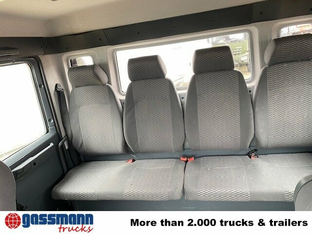 MAN TGM 18.280 4x2 BL Doka - Kamion sa zatvorenim sandukom: slika 2 MAN TGM 18.280 4x2 BL Doka - Kamion sa zatvorenim sandukom: slika 2