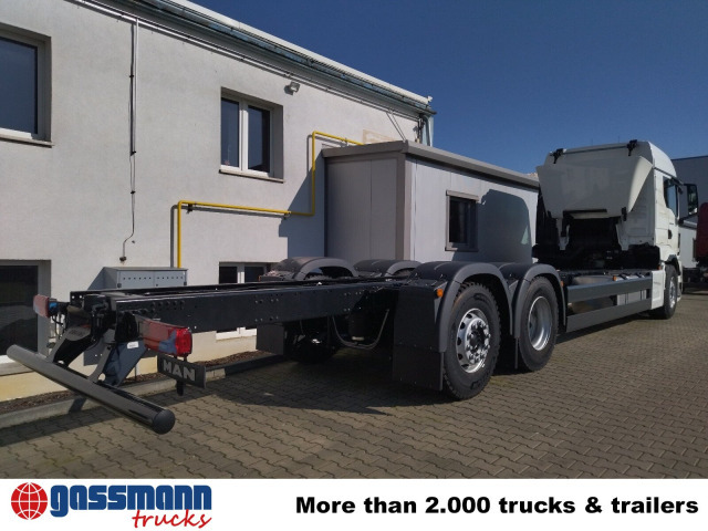 MAN TGS 26.480 6x2-4 LL, Retarder, Lenk-/Liftachse, - Kamion sa golom šasijom i zatvorenom kabinom: slika 2 MAN TGS 26.480 6x2-4 LL, Retarder, Lenk-/Liftachse, - Kamion sa golom šasijom i zatvorenom kabinom: slika 2