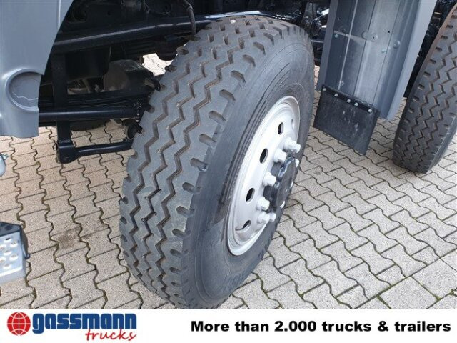 MAN TGS 41.480 8X6 BB - Kamion sa golom šasijom i zatvorenom kabinom: slika 2 MAN TGS 41.480 8X6 BB - Kamion sa golom šasijom i zatvorenom kabinom: slika 2
