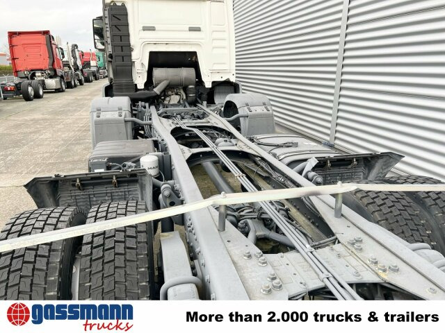 MAN TGS 50.480BB 10x4 Retarder, 3-f.NA - Kamion sa golom šasijom i zatvorenom kabinom: slika 2 MAN TGS 50.480BB 10x4 Retarder, 3-f.NA - Kamion sa golom šasijom i zatvorenom kabinom: slika 2