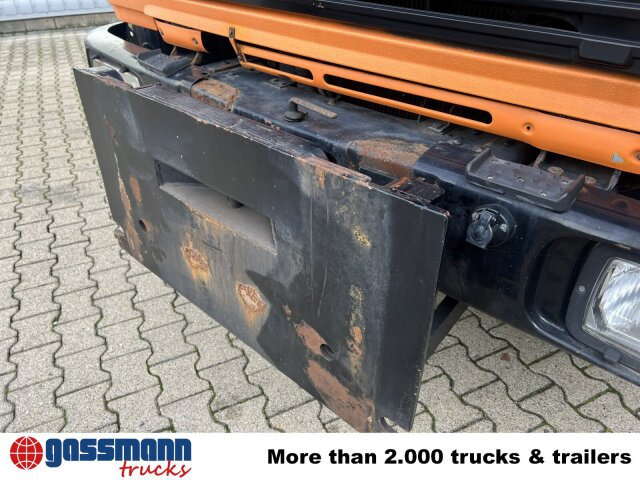 Mercedes-Benz 1617 C 4x2, Winterdienstausstattung - Autočistilica: slika 5 Mercedes-Benz 1617 C 4x2, Winterdienstausstattung - Autočistilica: slika 5