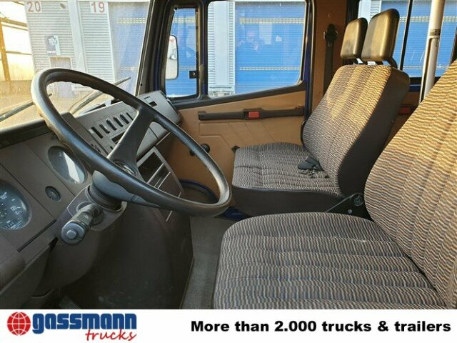 Mercedes-Benz 508 D 4x2 Doka, EX-THW - Kamion sa tovarnim sandukom: slika 2 Mercedes-Benz 508 D 4x2 Doka, EX-THW - Kamion sa tovarnim sandukom: slika 2