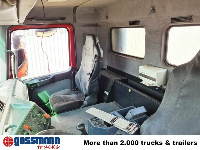 Mercedes-Benz Actros 1835 K 4x2 - Kamion sa golom šasijom i zatvorenom kabinom: slika 4 Mercedes-Benz Actros 1835 K 4x2 - Kamion sa golom šasijom i zatvorenom kabinom: slika 4