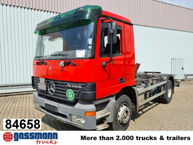 Mercedes-Benz Actros 1835 K 4x2 - Kamion sa golom šasijom i zatvorenom kabinom: slika 1 Mercedes-Benz Actros 1835 K 4x2 - Kamion sa golom šasijom i zatvorenom kabinom: slika 1