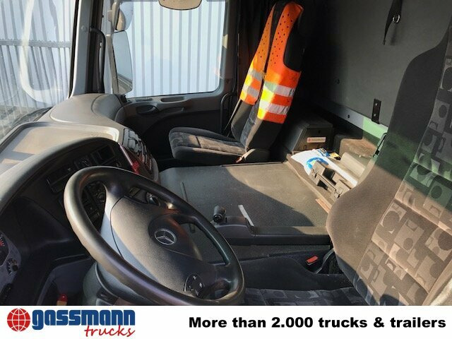 Mercedes-Benz Actros 1841 L 4x2, Esterer Tankaufbau ca. - Kamion cisterna: slika 5 Mercedes-Benz Actros 1841 L 4x2, Esterer Tankaufbau ca. - Kamion cisterna: slika 5