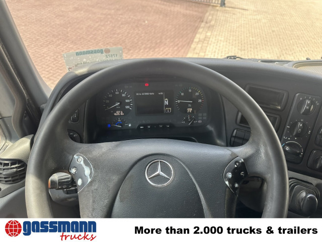 Mercedes-Benz Actros 3348 AK 6x6 - Kamion sa golom šasijom i zatvorenom kabinom: slika 3 Mercedes-Benz Actros 3348 AK 6x6 - Kamion sa golom šasijom i zatvorenom kabinom: slika 3