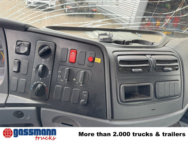 Mercedes-Benz Atego 1023 A 4x4, Einzelbereifung, Heckkran - Kamion sa golom šasijom i zatvorenom kabinom, Kamion sa dizalicom: slika 4 Mercedes-Benz Atego 1023 A 4x4, Einzelbereifung, Heckkran - Kamion sa golom šasijom i zatvorenom kabinom, Kamion sa dizalicom: slika 4