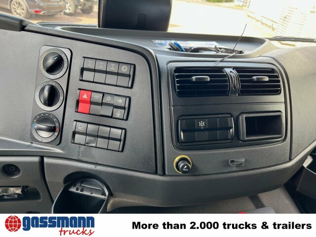 Mercedes-Benz Atego 1324/27 A 4x4, Nebenantrieb - Kamion sa golom šasijom i zatvorenom kabinom: slika 4 Mercedes-Benz Atego 1324/27 A 4x4, Nebenantrieb - Kamion sa golom šasijom i zatvorenom kabinom: slika 4