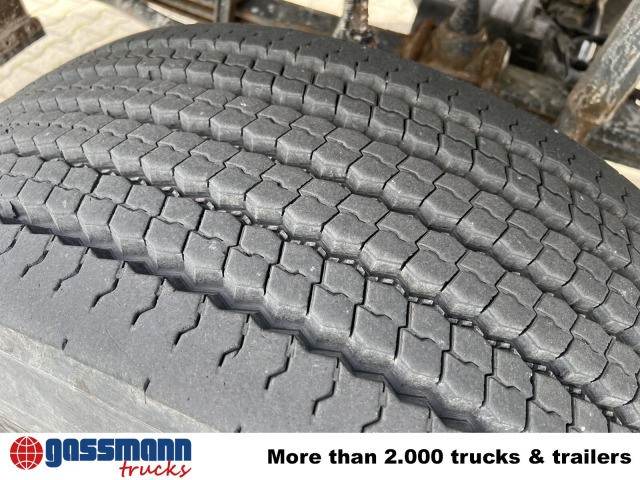 Mercedes-Benz Axor 1828 A 4x4 mit Kran Hiab XS 166 E-5 - Kamion sa tovarnim sandukom, Kamion sa dizalicom: slika 3 Mercedes-Benz Axor 1828 A 4x4 mit Kran Hiab XS 166 E-5 - Kamion sa tovarnim sandukom, Kamion sa dizalicom: slika 3