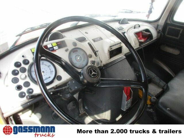 Mercedes-Benz L 1519 4x2 Feuerwehr Drehleiter DL30 - Vatrogasni kamion: slika 5 Mercedes-Benz L 1519 4x2 Feuerwehr Drehleiter DL30 - Vatrogasni kamion: slika 5