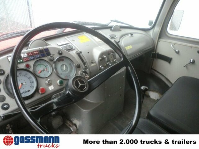 Mercedes-Benz LAK 1924 4x4 TLF, Feuerwehr - Vatrogasni kamion: slika 2 Mercedes-Benz LAK 1924 4x4 TLF, Feuerwehr - Vatrogasni kamion: slika 2