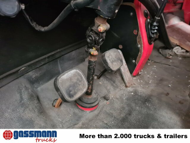 Mercedes-Benz LP 813 4x2 Löschfahrzeug mit Wasserbehälter - Vatrogasni kamion: slika 4 Mercedes-Benz LP 813 4x2 Löschfahrzeug mit Wasserbehälter - Vatrogasni kamion: slika 4