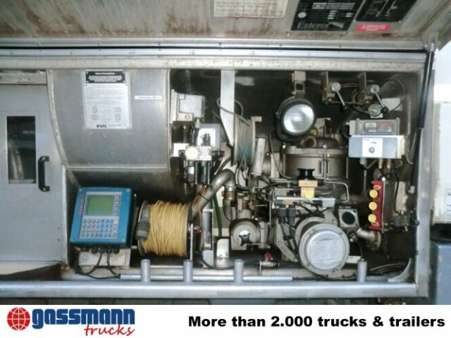 Mercedes-Benz SK 1824 L 4x2, Esterer Tankaufbau ca. 13.100l, 2 - Kamion cisterna: slika 2 Mercedes-Benz SK 1824 L 4x2, Esterer Tankaufbau ca. 13.100l, 2 - Kamion cisterna: slika 2