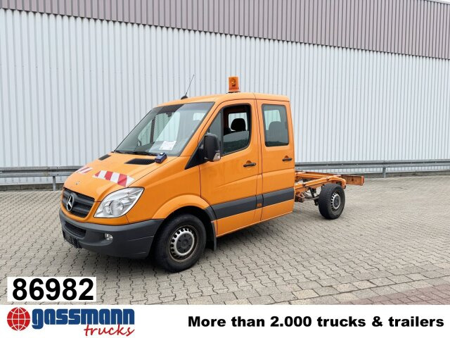 Mercedes-Benz Sprinter 313 CDI 4x2 Doka, EEV - Kamion sa golom šasijom i zatvorenom kabinom: slika 1 Mercedes-Benz Sprinter 313 CDI 4x2 Doka, EEV - Kamion sa golom šasijom i zatvorenom kabinom: slika 1
