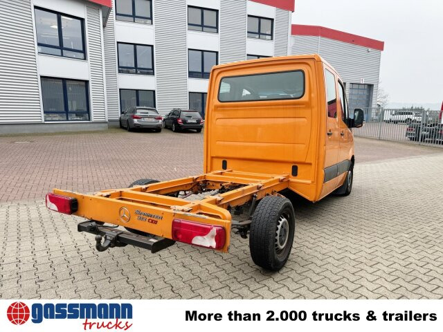 Kamion sa golom šasijom i zatvorenom kabinom Mercedes-Benz Sprinter 313 CDI 4x2 Doka, EEV: slika 10