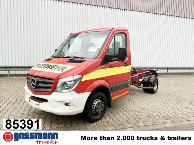 Mercedes-Benz Sprinter 516 CDI 4x2, Bi-Xenon - Kamion sa golom šasijom i zatvorenom kabinom, Dostavno vozilo: slika 1 Mercedes-Benz Sprinter 516 CDI 4x2, Bi-Xenon - Kamion sa golom šasijom i zatvorenom kabinom, Dostavno vozilo: slika 1