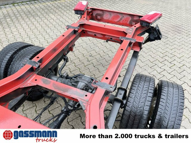 Mercedes-Benz Sprinter 516 CDI 4x2, Bi-Xenon - Kamion sa golom šasijom i zatvorenom kabinom, Dostavno vozilo: slika 3 Mercedes-Benz Sprinter 516 CDI 4x2, Bi-Xenon - Kamion sa golom šasijom i zatvorenom kabinom, Dostavno vozilo: slika 3