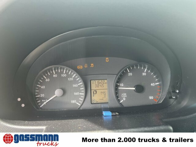 Mercedes-Benz Sprinter 516 CDI 4x2, Rettungswagen, Bi-Xenon - Furgon: slika 2 Mercedes-Benz Sprinter 516 CDI 4x2, Rettungswagen, Bi-Xenon - Furgon: slika 2