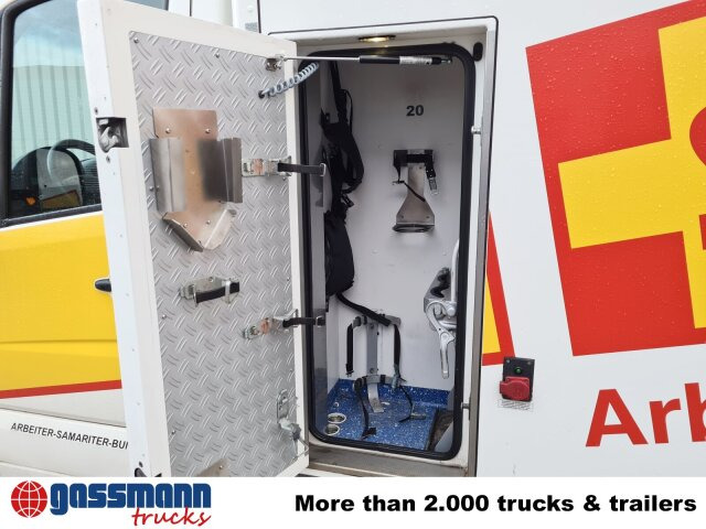 Mercedes-Benz Sprinter 516 CDI 4x2, Rettungswagen - Furgon: slika 4 Mercedes-Benz Sprinter 516 CDI 4x2, Rettungswagen - Furgon: slika 4