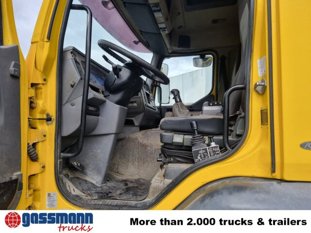 Renault Kerax 380.26 6x4, Bordmatik links - Istovarivač: slika 2 Renault Kerax 380.26 6x4, Bordmatik links - Istovarivač: slika 2