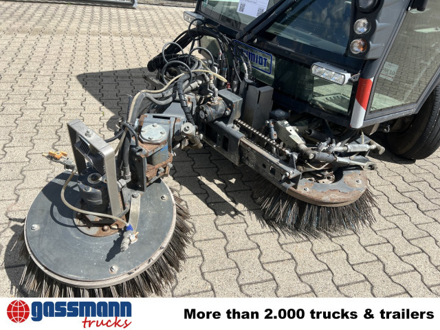 Autočistilica Schmidt Swingo Compact 200 4x2, Kehrmaschine: slika 15