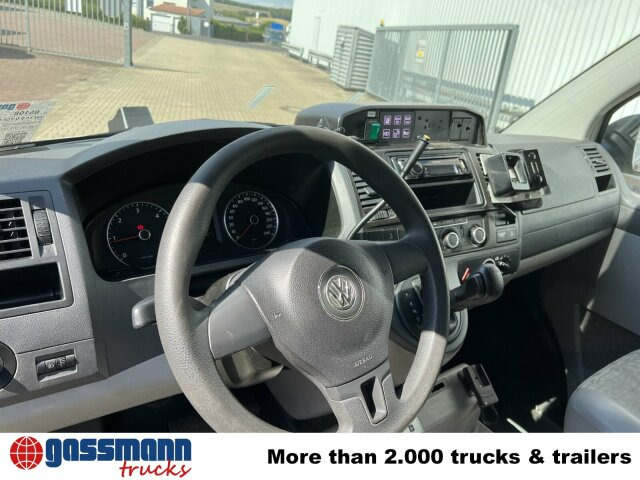 Volkswagen T5 2.0 TDI 4x2, Krankenwagen - Vozilo hitne pomoći: slika 4 Volkswagen T5 2.0 TDI 4x2, Krankenwagen - Vozilo hitne pomoći: slika 4