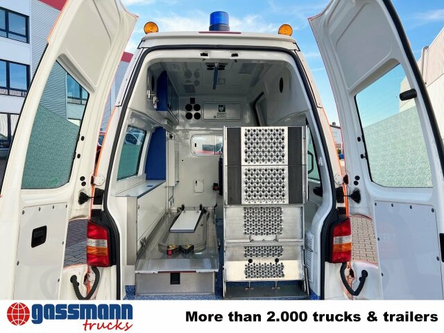 Volkswagen T5 2.5 TDI 4x2, Krankenwagen - Vozilo hitne pomoći: slika 2 Volkswagen T5 2.5 TDI 4x2, Krankenwagen - Vozilo hitne pomoći: slika 2