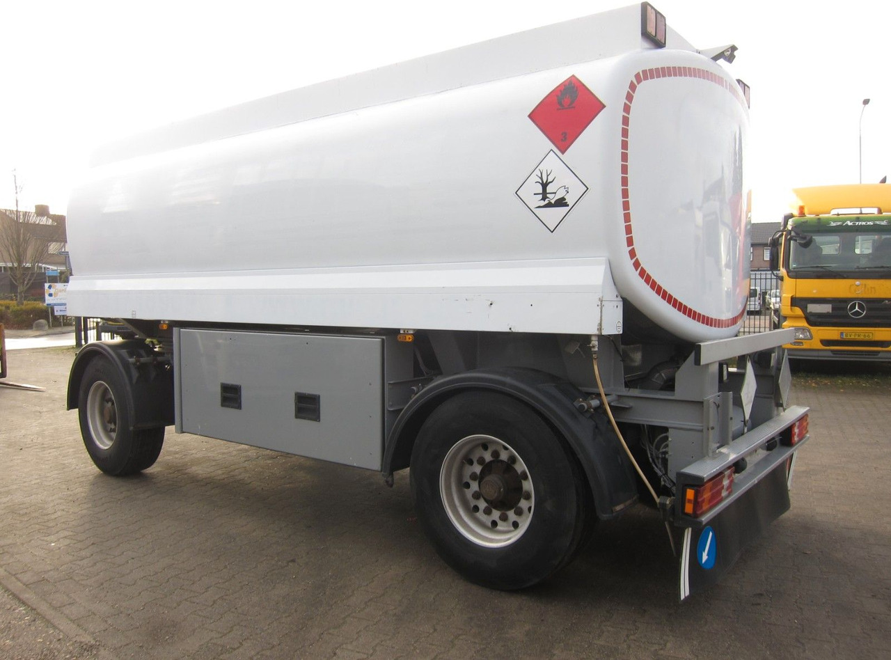 Lindner & Fischer 18400ltr 3 Kammern Oben-Unten - Prikolica cisterna: slika 4 Lindner & Fischer 18400ltr 3 Kammern Oben-Unten - Prikolica cisterna: slika 4