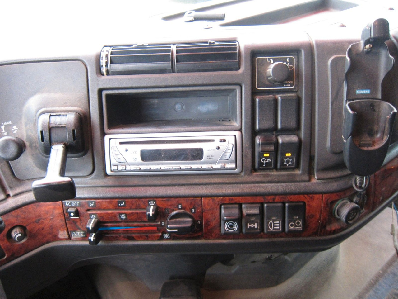 Kamion sa hidrauličnom kukom Volvo FH 460 Globe 8X2 Haken 25T Manual Ap-Achse: slika 13