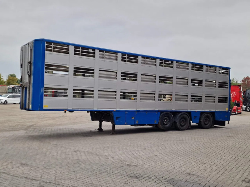 Berdex 0S1227 - 3 deck Livestock - Loadlift - Steering axle - Poluprikolica za prevoz stoke: slika 4 Berdex 0S1227 - 3 deck Livestock - Loadlift - Steering axle - Poluprikolica za prevoz stoke: slika 4